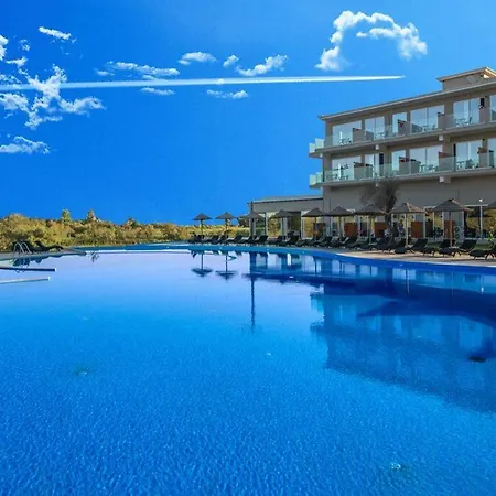 Hotel Laguna Pithos
